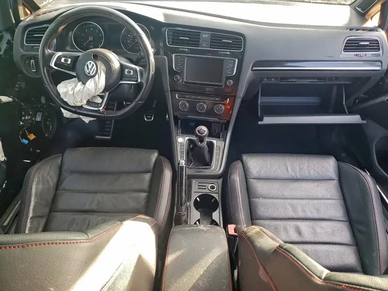2017 VOLKSWAGEN GTI SPORT  