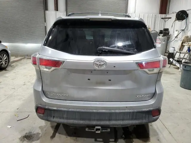 2015 TOYOTA HIGHLANDER XLE