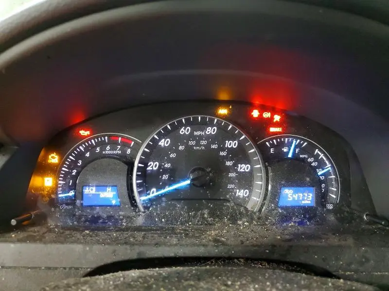 2014 TOYOTA CAMRY LE  