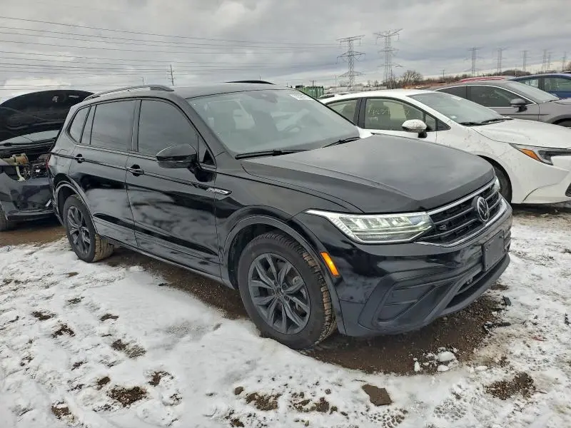 2024 VOLKSWAGEN TIGUAN SE  