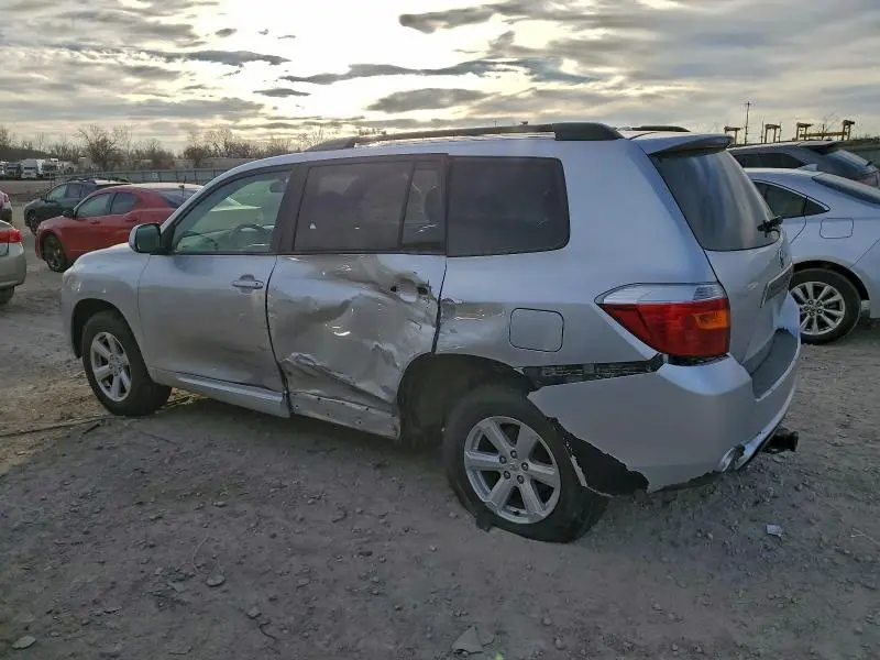 2010 TOYOTA HIGHLANDER SE  
