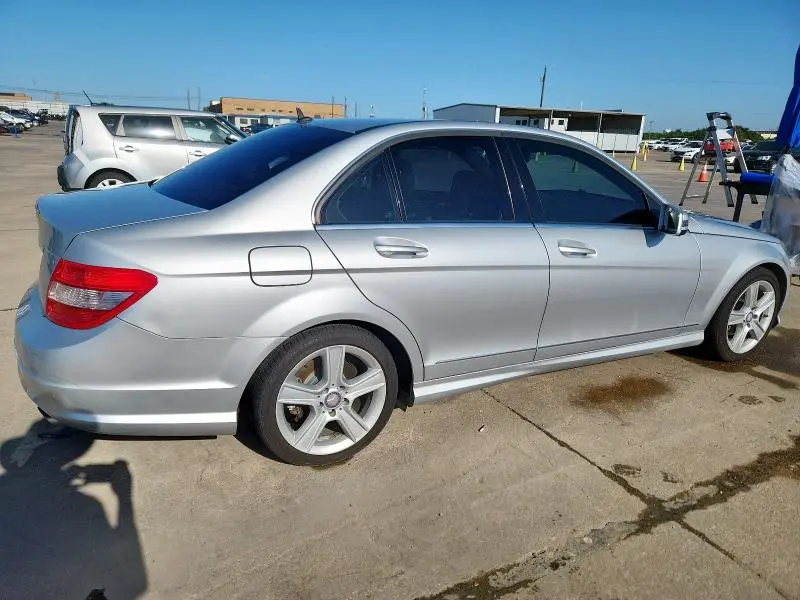 2011 MERCEDES-BENZ C 300  
