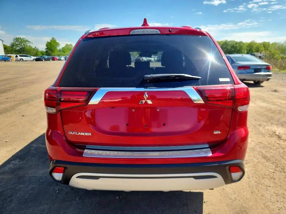2020 MITSUBISHI OUTLANDER SE  