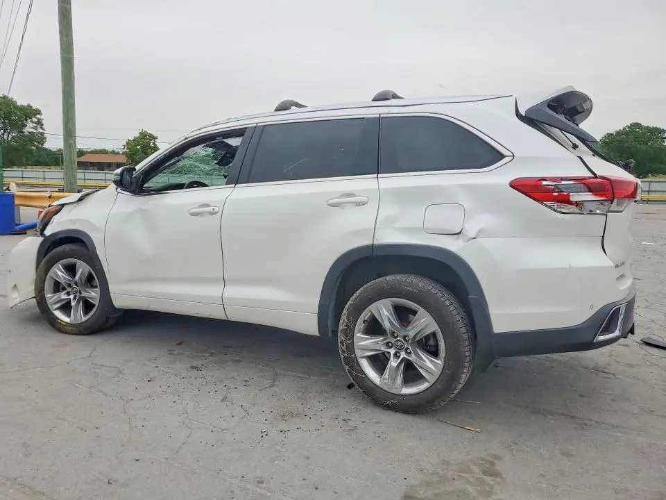 2017 TOYOTA HIGHLANDER LIMITED  