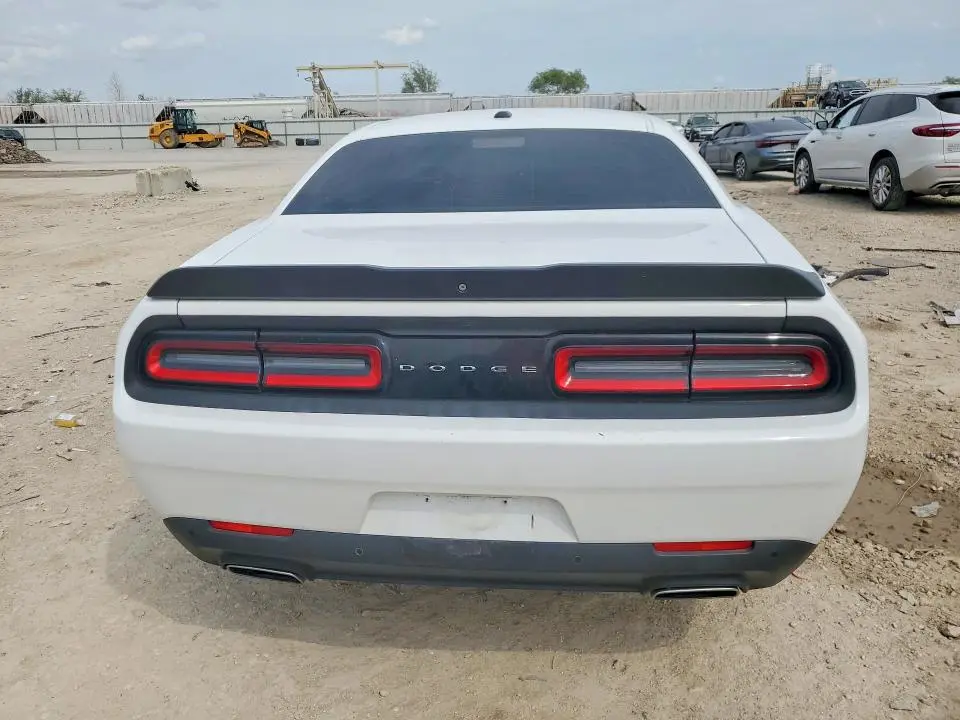 2018 DODGE CHALLENGER SXT  