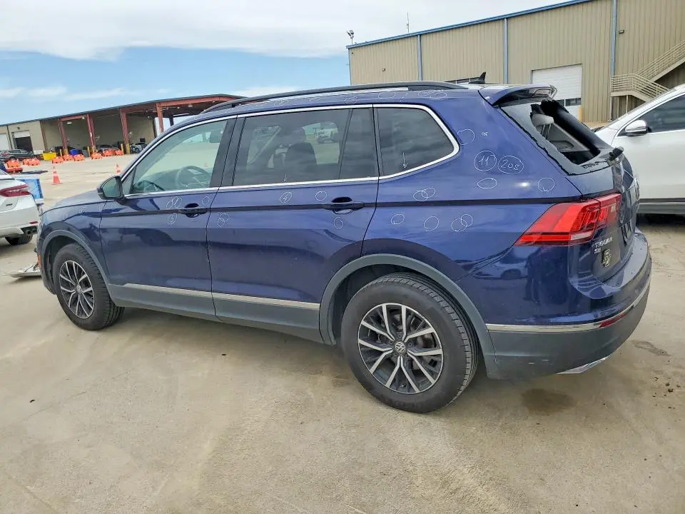 2021 VOLKSWAGEN TIGUAN SE  