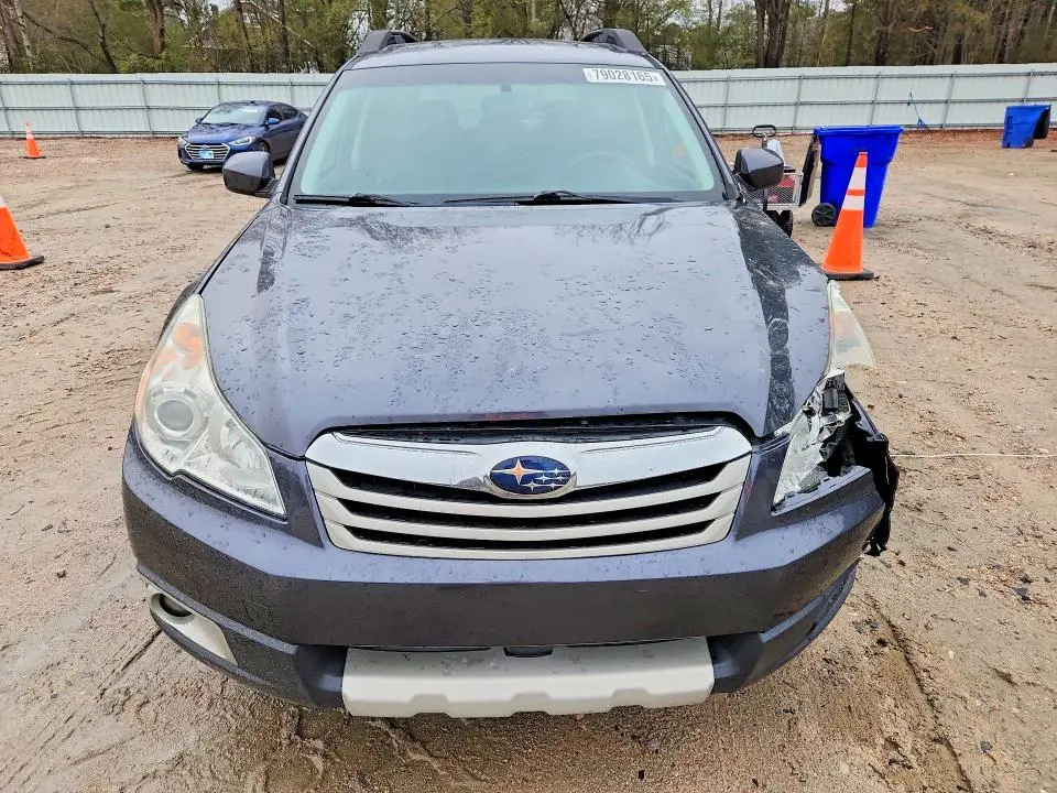 2011 SUBARU OUTBACK 2.5I LIMITED  
