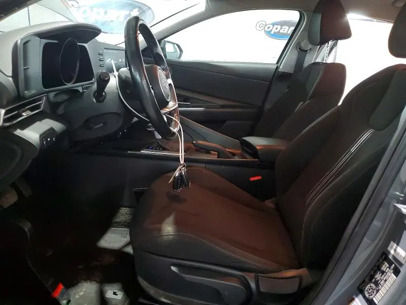 2022 HYUNDAI ELANTRA SEL  