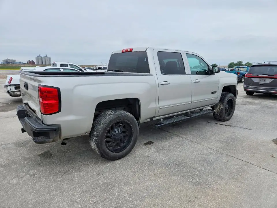 2017 CHEVROLET SILVERADO C1500 LT  