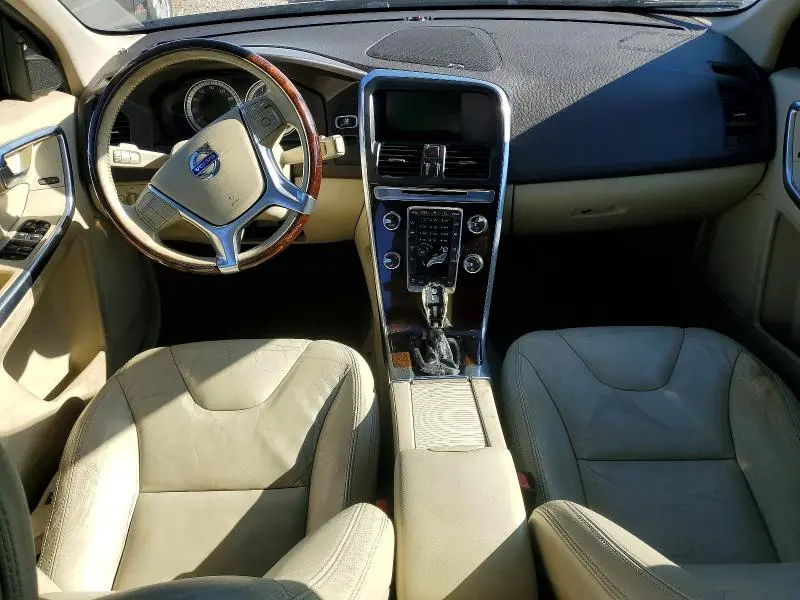 2013 VOLVO XC60 T6  