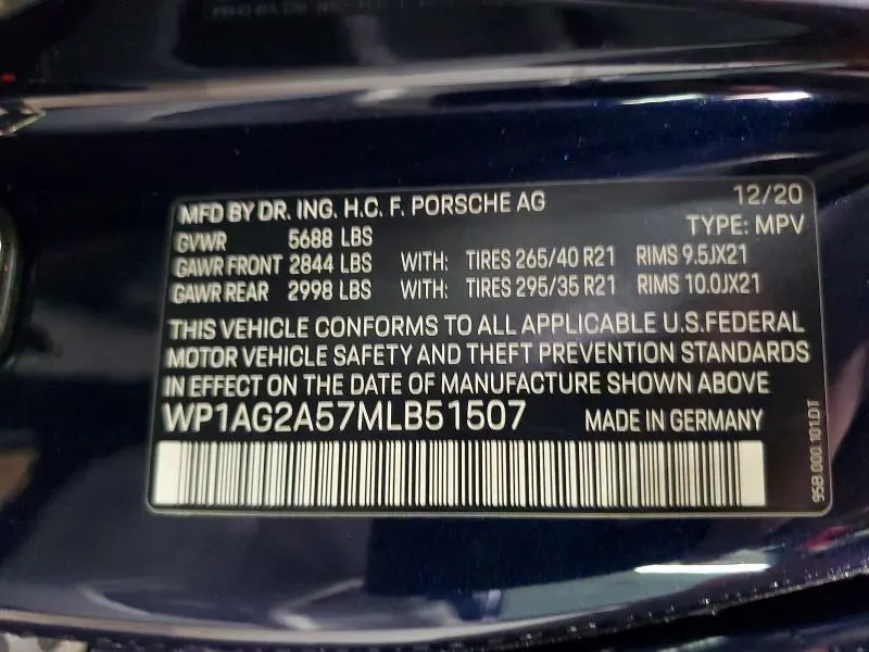 2021 PORSCHE MACAN GTS  