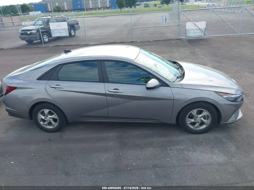2023 HYUNDAI ELANTRA SE