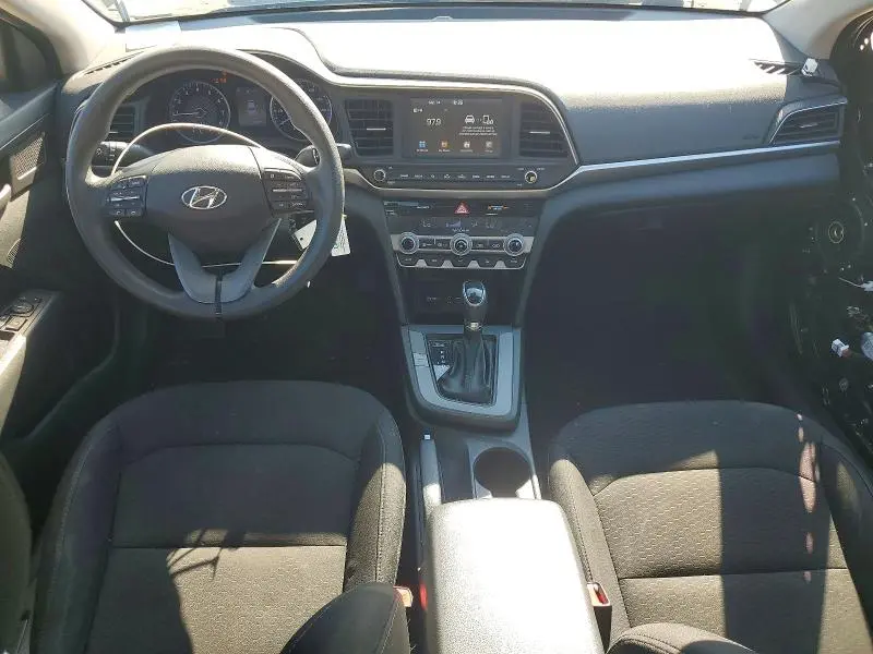 2020 HYUNDAI ELANTRA SEL  