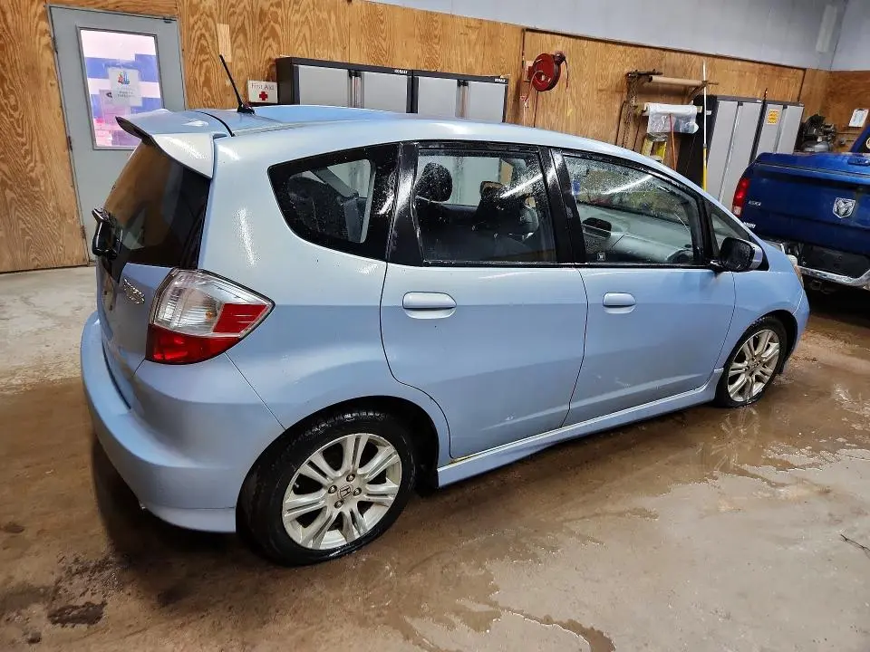 2010 HONDA FIT SPORT  