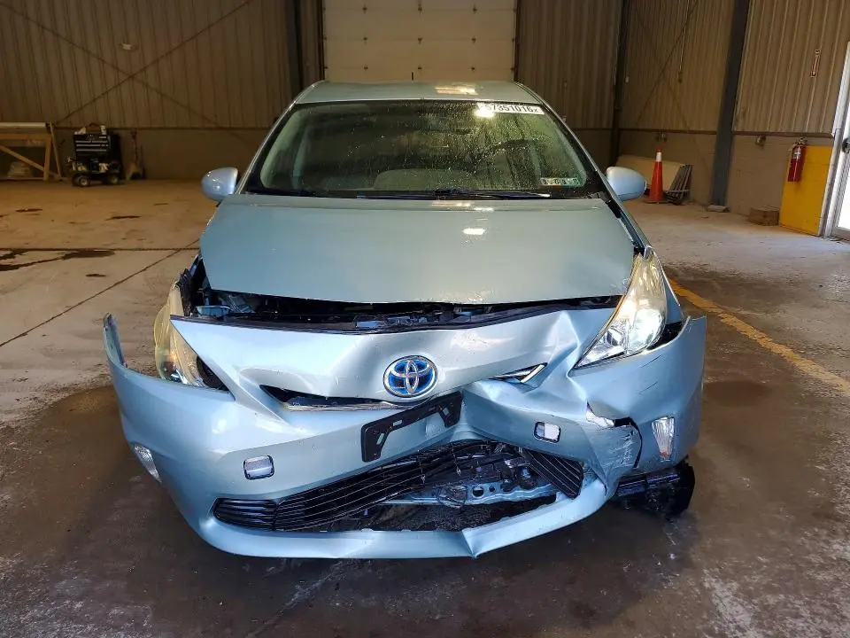 2014 TOYOTA PRIUS   