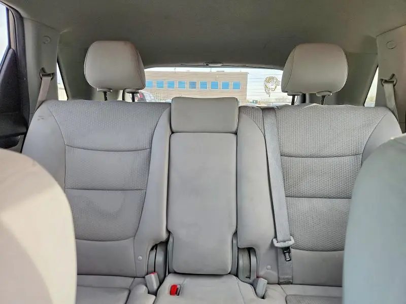 2011 KIA SORENTO LX  