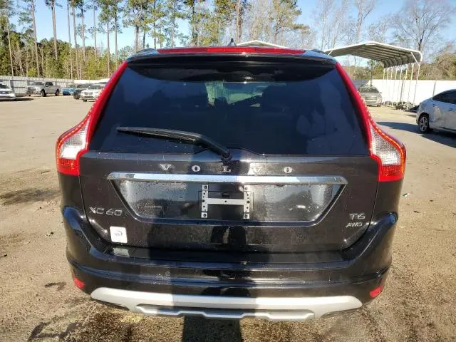 2017 VOLVO XC60 T6 DYNAMIC