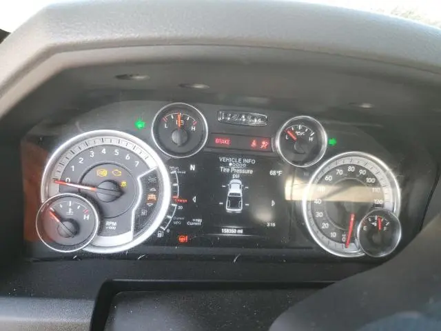 2016 RAM 1500 SLT  