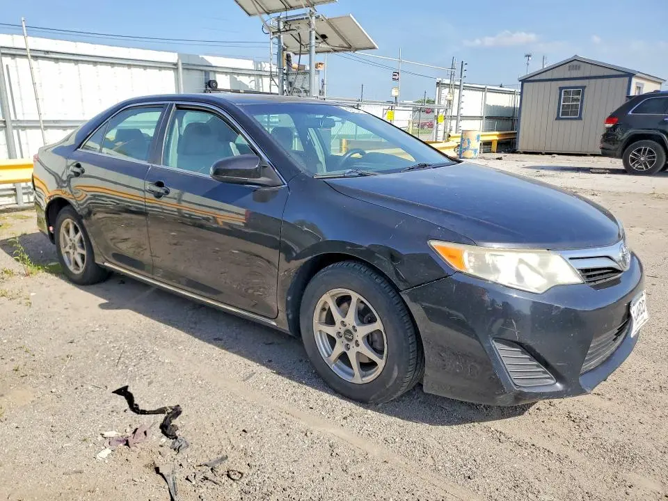2012 TOYOTA CAMRY LE  