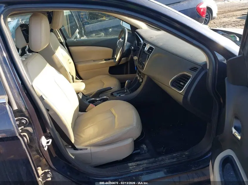 2012 CHRYSLER 200 LIMITED