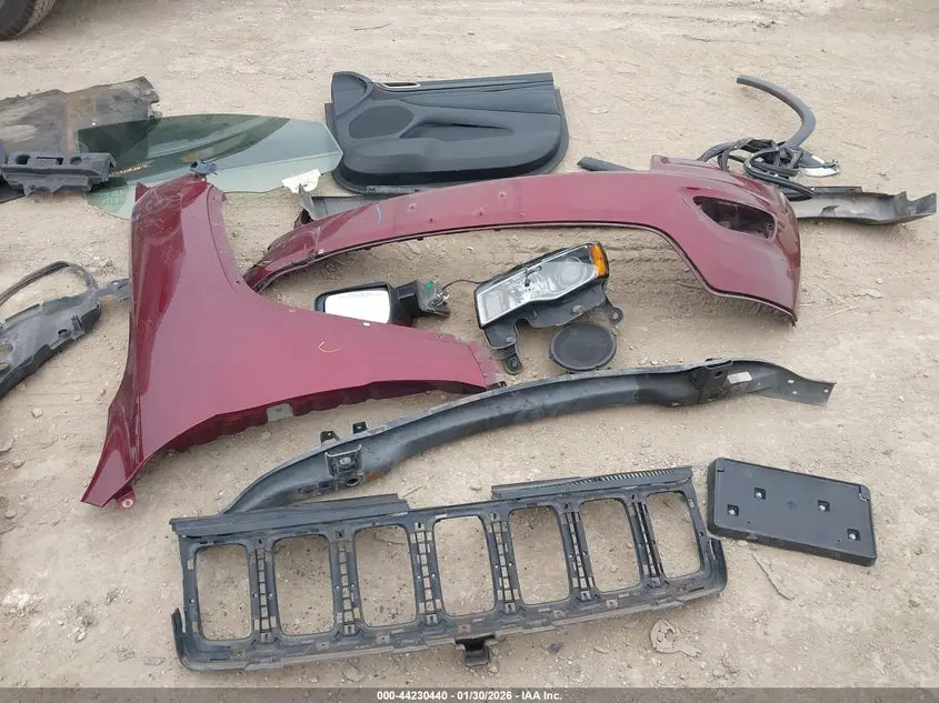 2017 JEEP GRAND CHEROKEE LAREDO 4X2