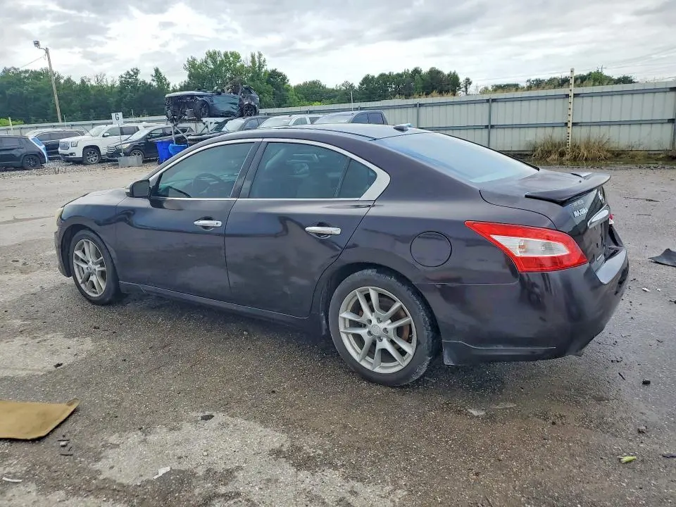 2010 NISSAN MAXIMA S/SV  