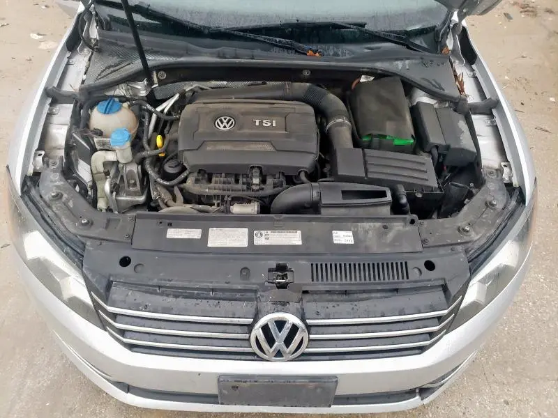 2014 VOLKSWAGEN PASSAT SE  