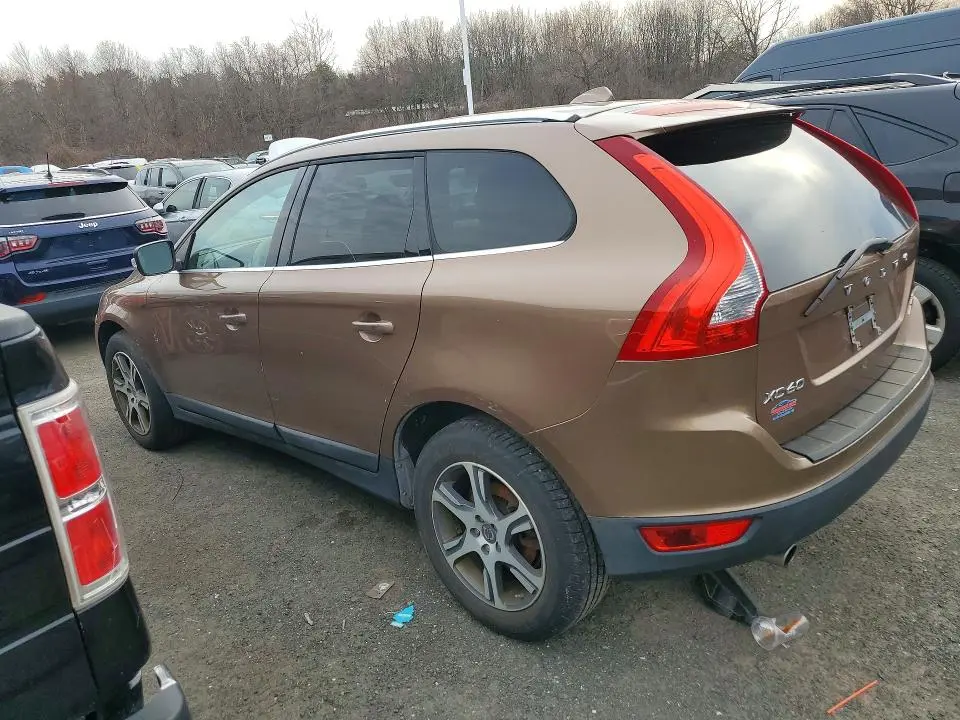 2013 VOLVO XC60 T6  