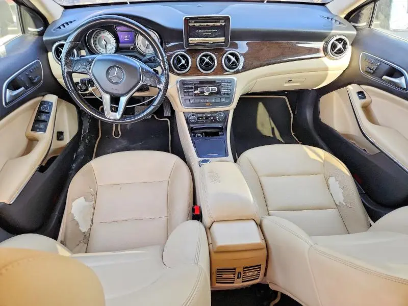 2015 MERCEDES-BENZ GLA 250  