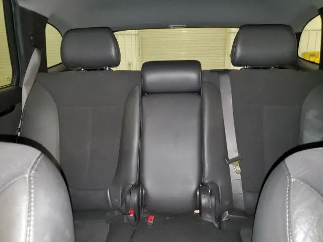 2010 HYUNDAI SANTA FE SE  