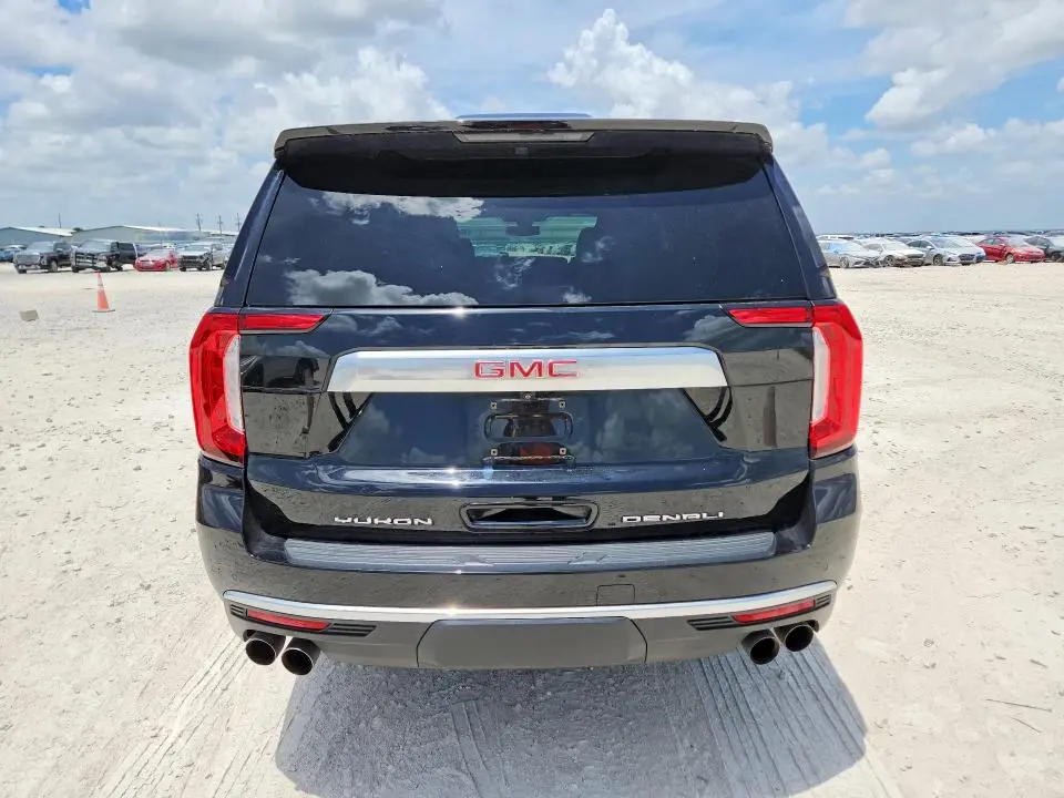 2022 GMC YUKON XL DENALI  