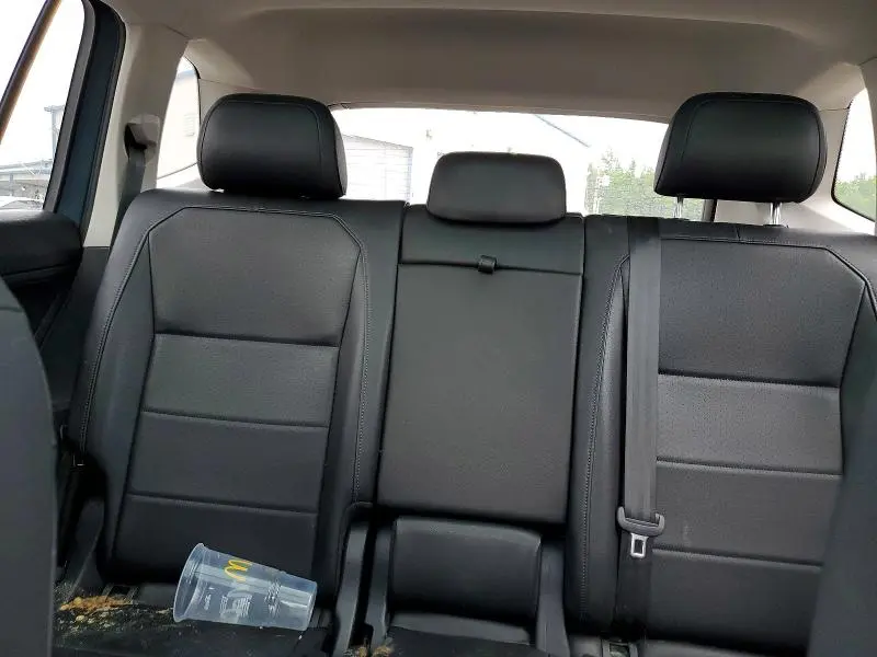 2020 VOLKSWAGEN TIGUAN SE  