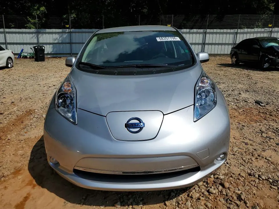 2017 NISSAN LEAF S  