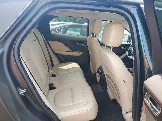 2017 JAGUAR F-PACE PRESTIGE  