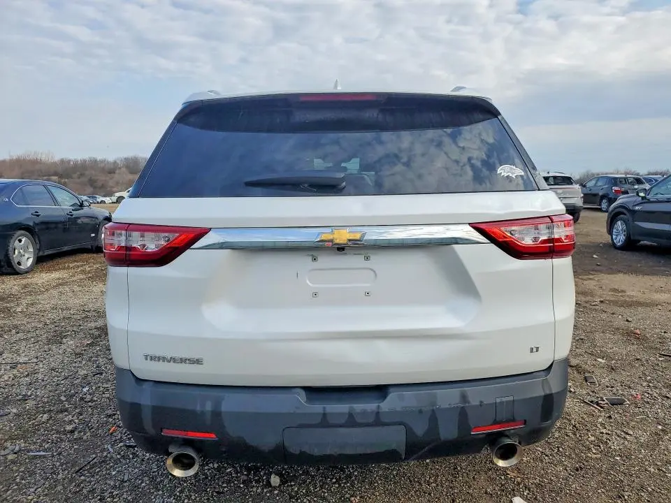 2018 CHEVROLET TRAVERSE LT  