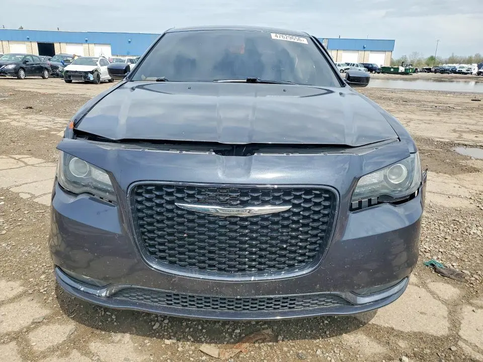 2019 CHRYSLER 300 S  