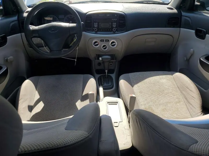 2010 HYUNDAI ACCENT GLS  