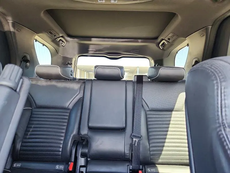 2018 LAND ROVER DISCOVERY HSE LUXURY  