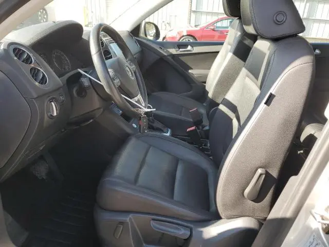 2017 VOLKSWAGEN TIGUAN S  