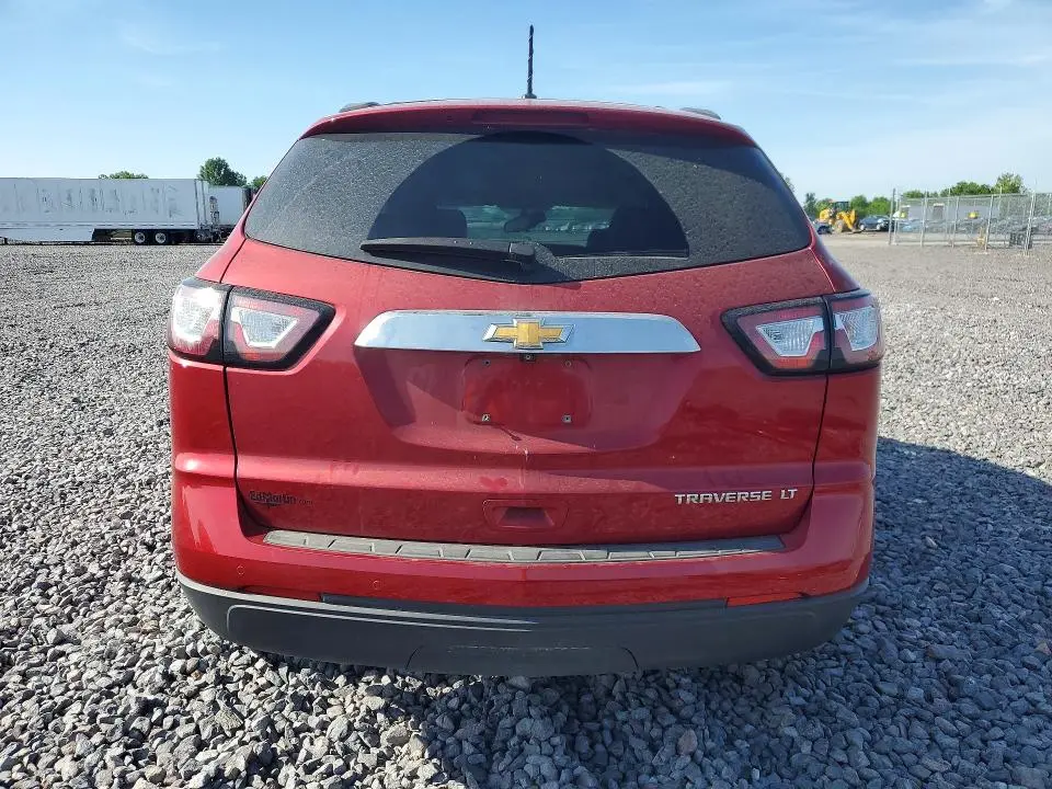 2014 CHEVROLET TRAVERSE LT  
