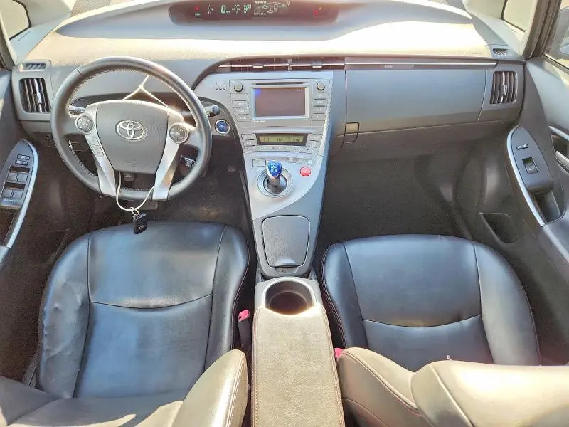 2013 TOYOTA PRIUS PERSONA SERIES SE  