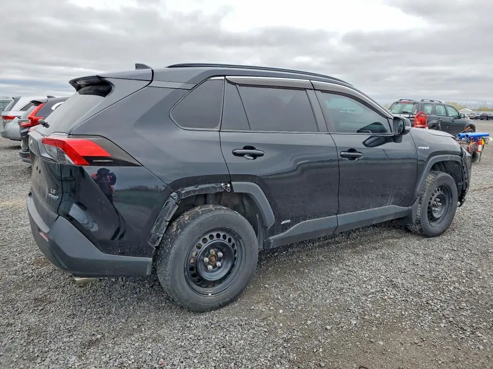 2019 TOYOTA RAV4 LE  
