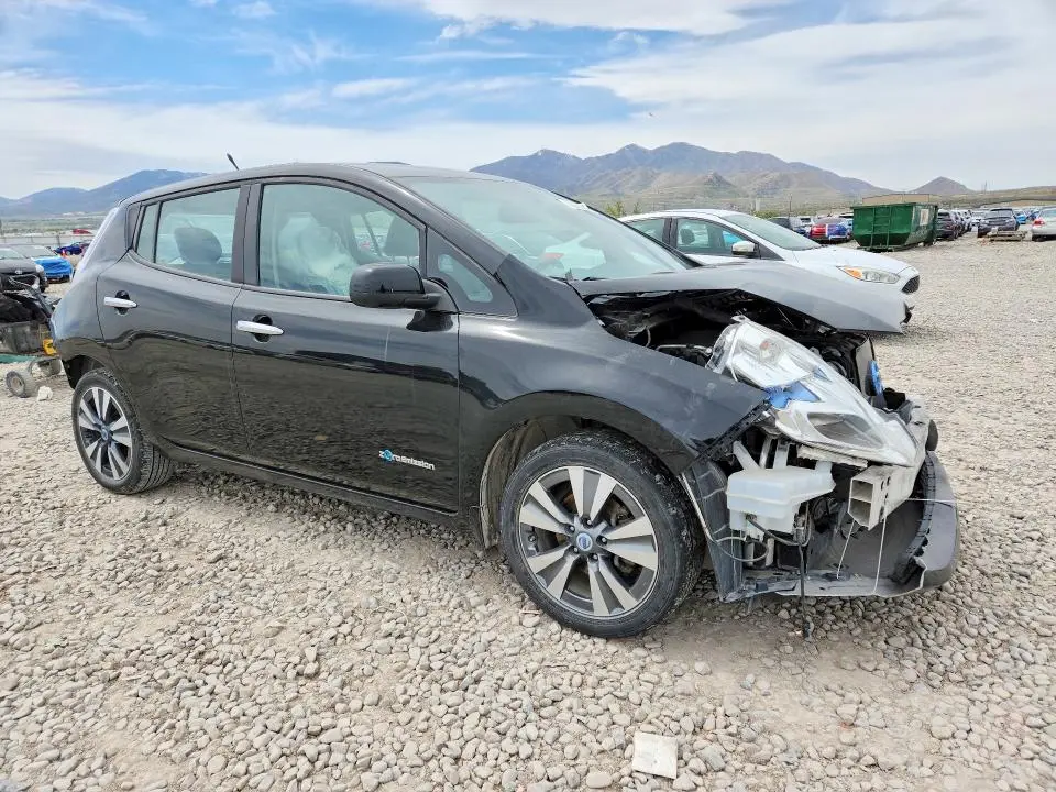 2013 NISSAN LEAF S  