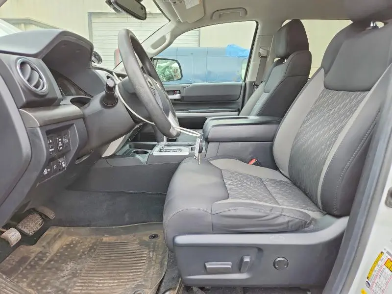 2019 TOYOTA TUNDRA SR5  