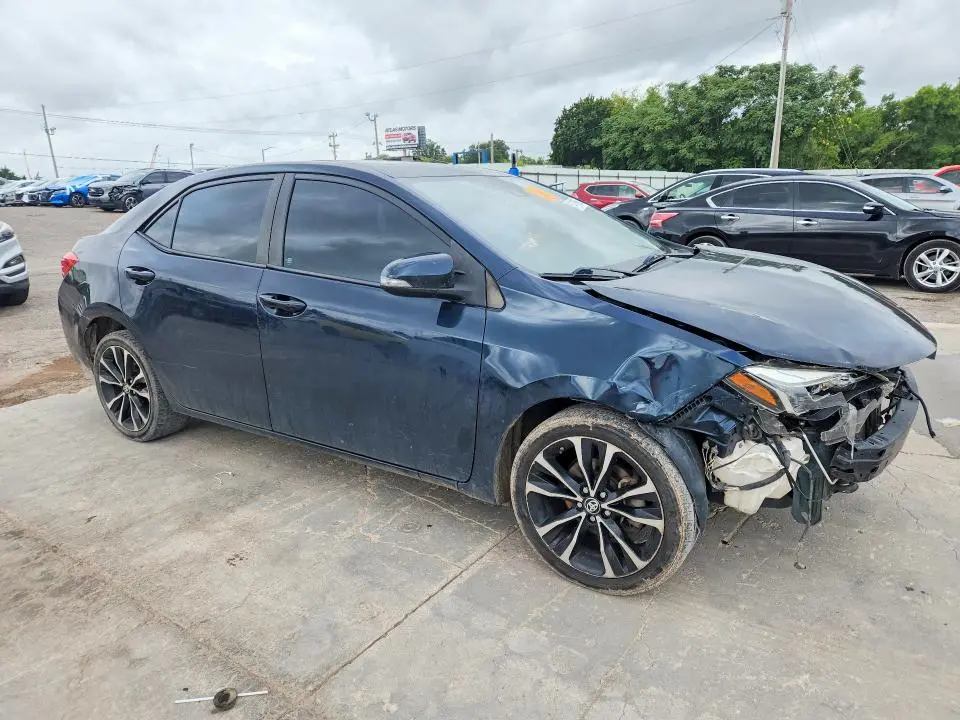 2018 TOYOTA COROLLA XSE  