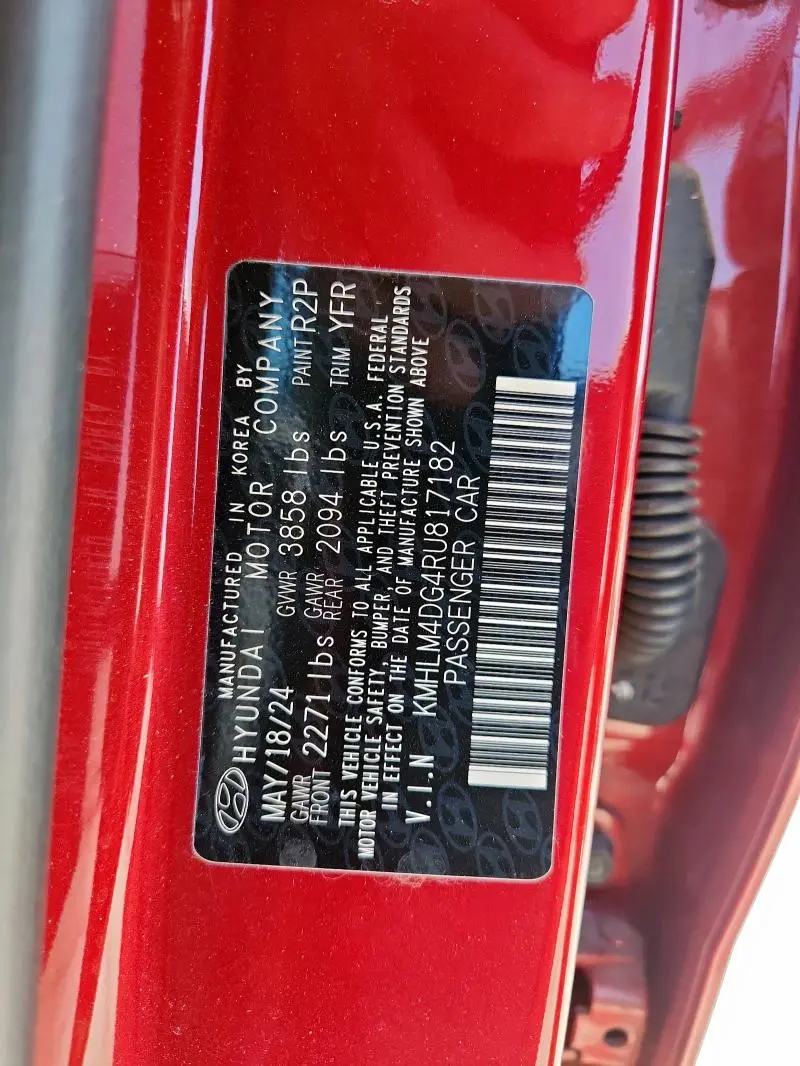 2024 HYUNDAI ELANTRA SEL  