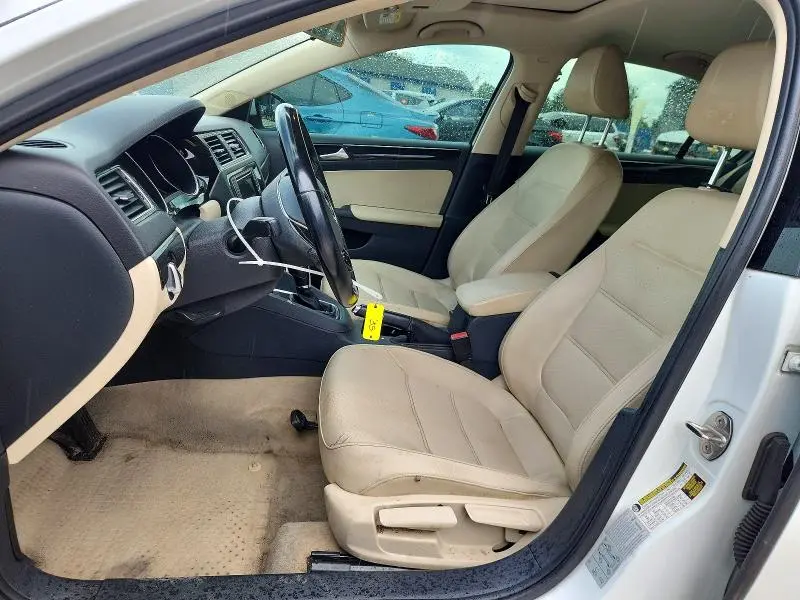 2016 VOLKSWAGEN JETTA SEL  