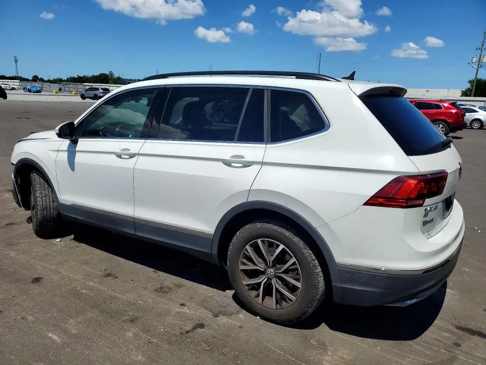 2020 VOLKSWAGEN TIGUAN SE  