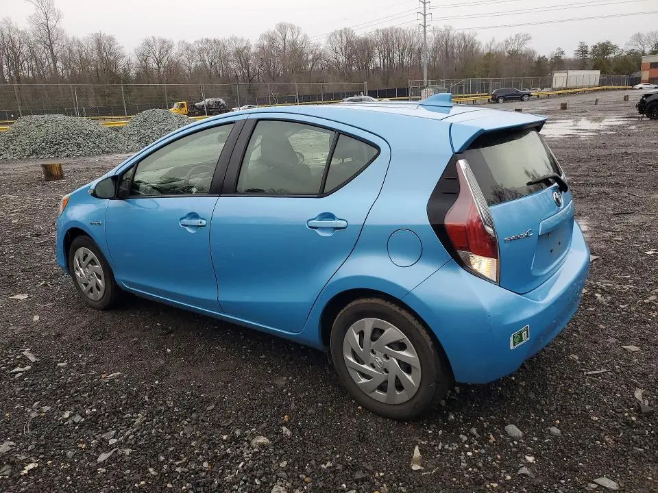 2016 TOYOTA PRIUS C TWO  