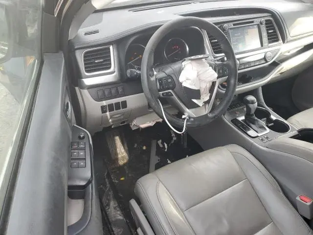 2015 TOYOTA HIGHLANDER XLE  